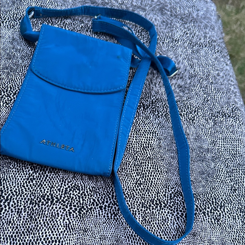 Athleta Vibrant Blue Crossbody Pouch